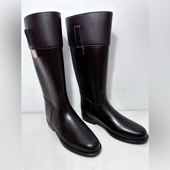 Banana Republic Shoes - Banana Republic knee high brown rain boots preloved worn condition (see pics)